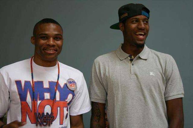 斯洛特：欧冠排除萨拉赫是俱乐部决定，没有理由不希望他留下（斯洛特：萨拉赫无缘欧冠为俱乐部决定，我当然希望他留下）