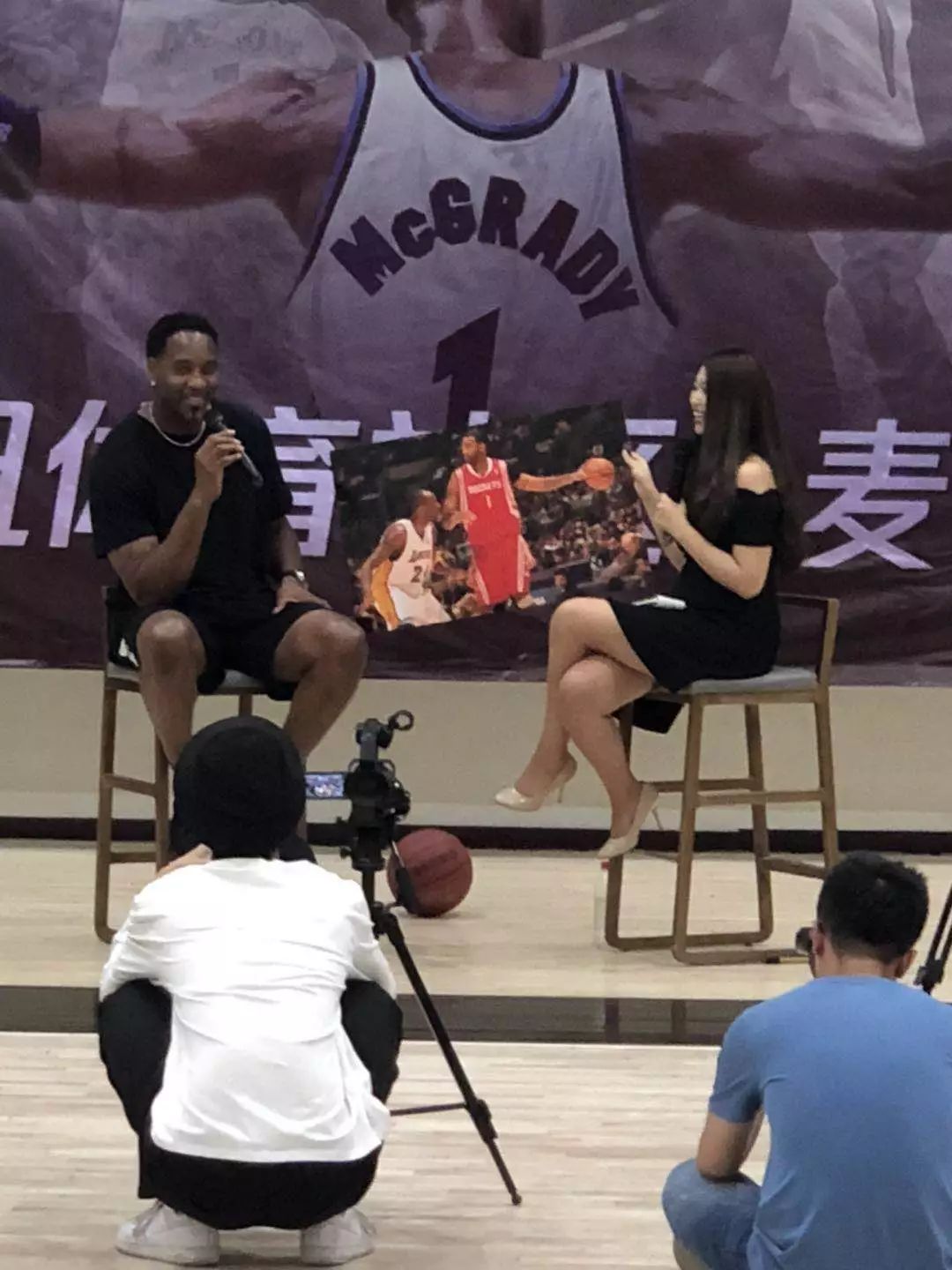 47岁王励勤被委以重任，级别已超过刘国梁，妻子也低调“退隐”（47岁王励勤升任要职，级别已超刘国梁，妻子低调退居幕后）