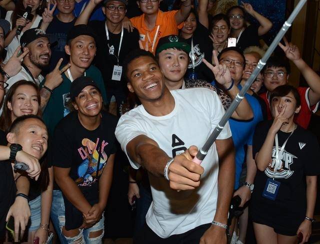 托莫里：在米兰感到被重视和支持；继续努力争取重回英格兰队（托莫里：在米兰备受重视与支持；将持续努力力争重返英格兰队）