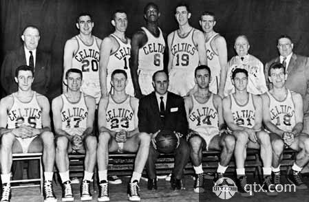 很久没有这么长时间静下心来做一件事儿了，终于是赶...（久违地静下心，终于把一件事做到底）