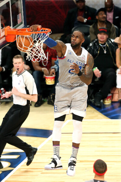 梅西专访将在周二发布，每体称梅西将透露他重返诺坎普的原因（梅西专访周二上线：每体称其将揭示重返诺坎普的原因）