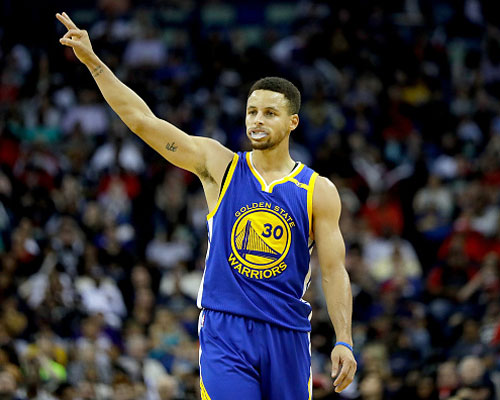 佛罗伦萨vs莱切：德赫亚、哲科首发，班达、加洛出战（佛罗伦萨迎战莱切：德赫亚、哲科先发，班达、加洛登场）